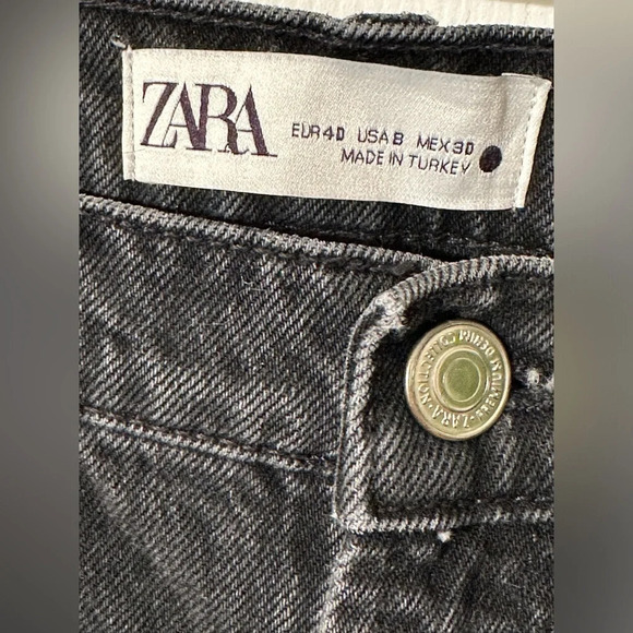 ZARA The High Waist Kick 8 Distressed Black Raw Hem Light Destroy Jean - Picture 3 of 10